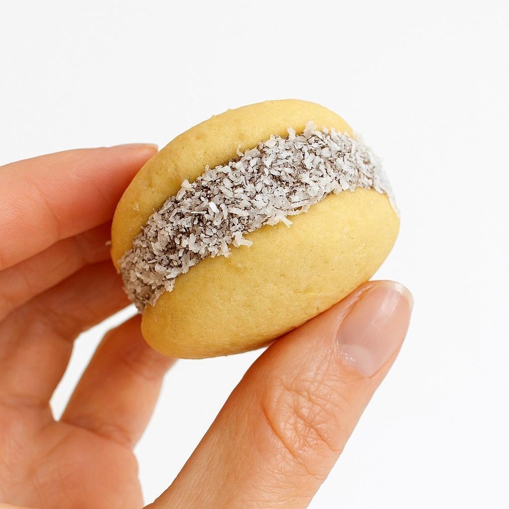 Mini Alfajores de Maicena (12 Unidades)